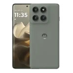Edge 60 Pro 50MP Sony LYTIA triple cameras capturing 3x telephoto portrait with OIS and Ultra HDR
