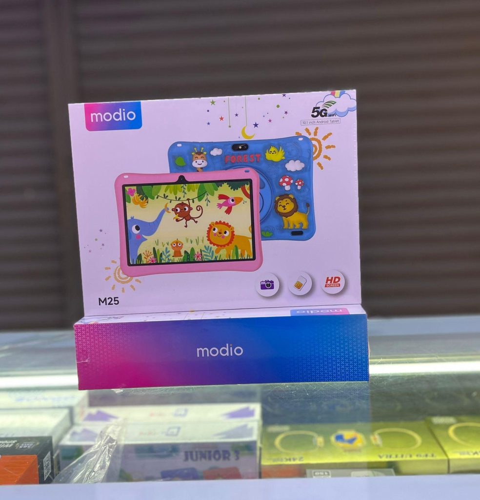 Key Features of Modio M25 RAM: 8GB Internal Memory: 512GB Display:10.1 inches. OS: Android 12 Chipset: Quad core Connectivity: 5G, Wi-Fi, Bluetooth Colors: Blue, Pink, Red Battery: 8,000mAh